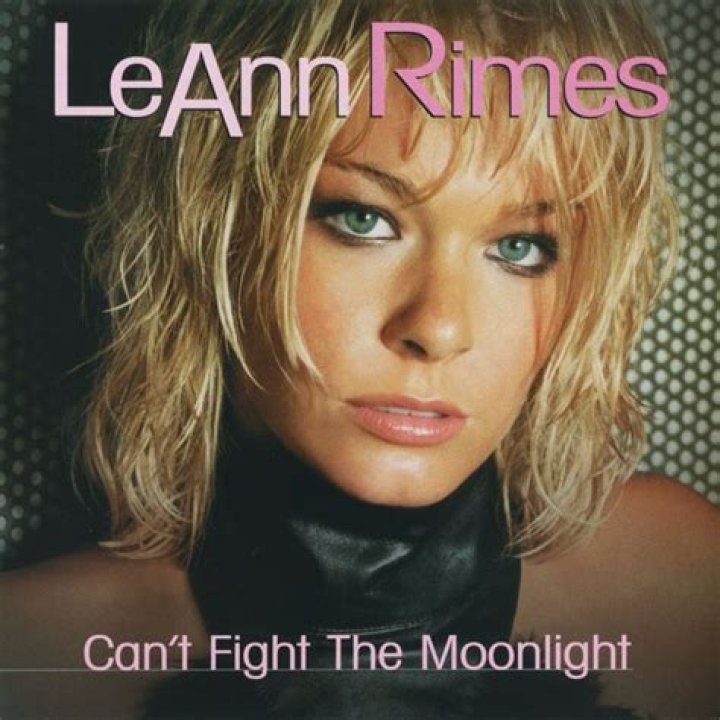 When LeAnn Rimes Showed She “Can’t Fight the Moonlight”