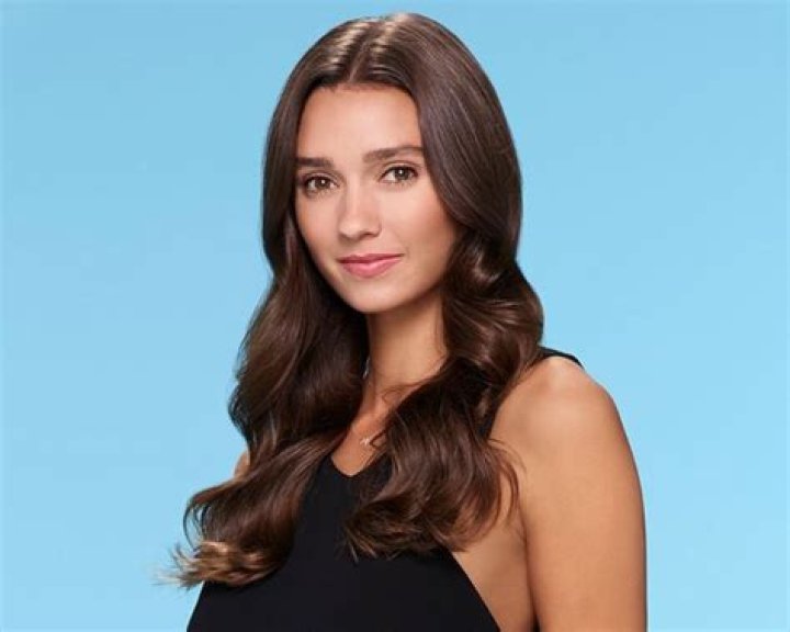 Whitney Fransway Wiki, Height, Age, Family, Net Worth, Bio