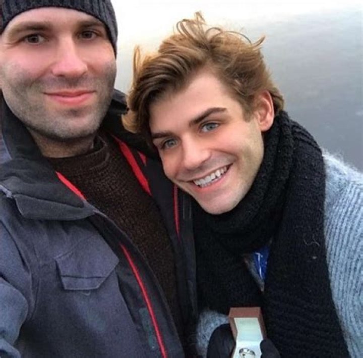 Who is Blake Knight dating? Blake Knight boyfriend, husband