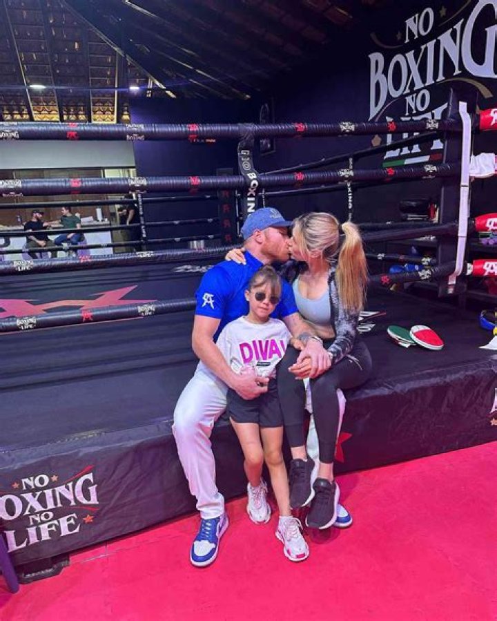 Who is Canelo Álvarez dating? Canelo Álvarez girlfriend, wife