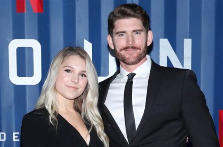 Who is Erik Van Conover dating? Erik Van Conover girlfriend, wife