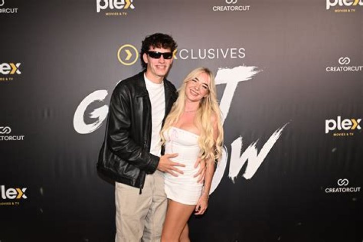 Who is Evan Siegert dating? Evan Siegert girlfriend, wife