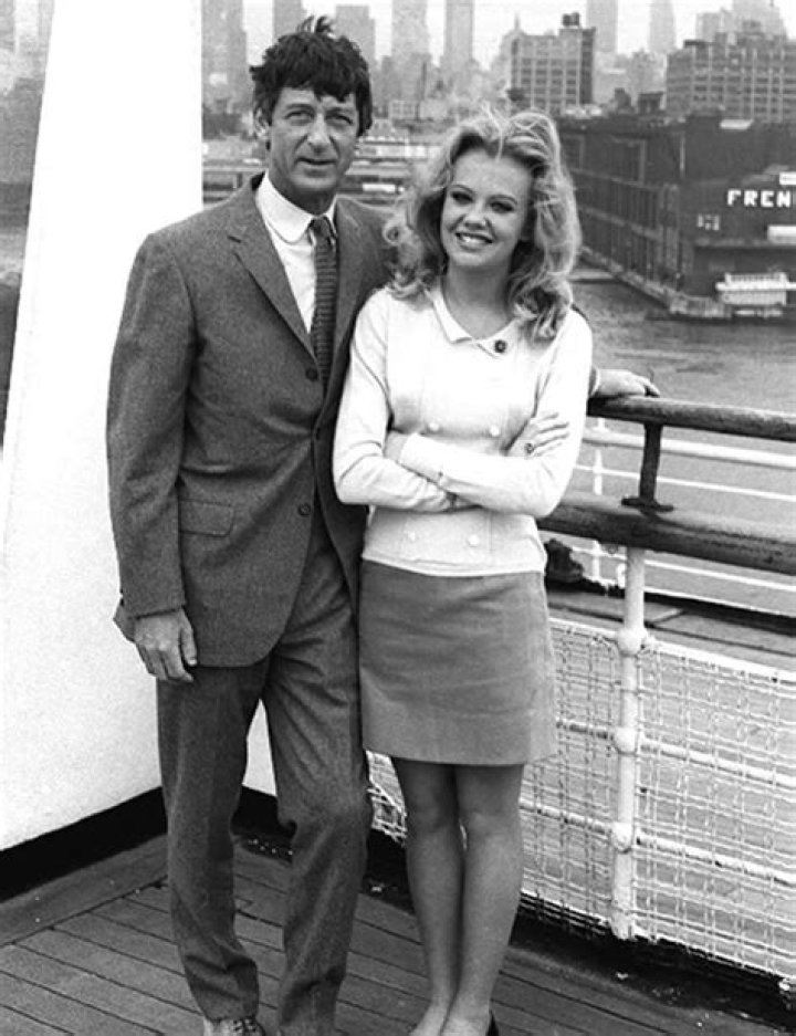Who is Hayley Mills dating? Hayley Mills boyfriend, husband