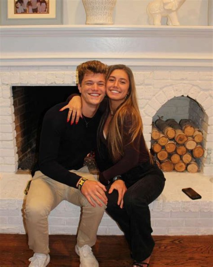 Who is J. Mac dating? J. Mac girlfriend, wife