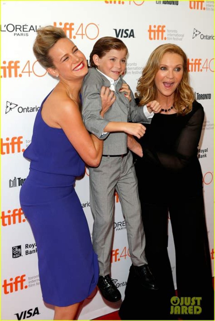 Who is Joan Allen dating? Joan Allen boyfriend, husband