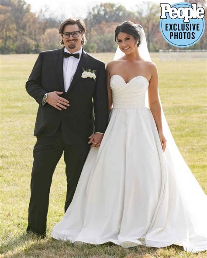 Who is Jonathan Hardy dating? Jonathan Hardy boyfriend, husband