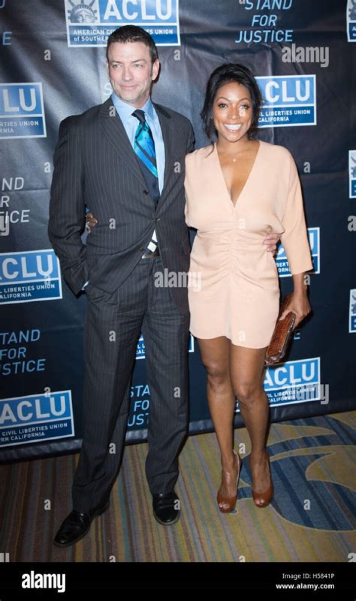 Who is Kellita Smith dating? Kellita Smith boyfriend, husband
