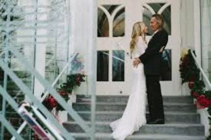 Who is Kim Hasse dating? Kim Hasse boyfriend, husband
