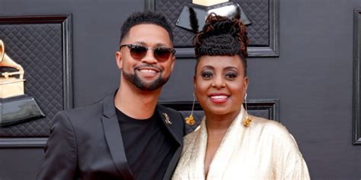 Who is Ledisi dating? Ledisi boyfriend, husband
