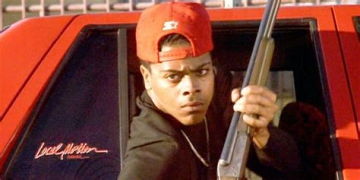 Who is Lloyd Avery II dating? Lloyd Avery II girlfriend, wife