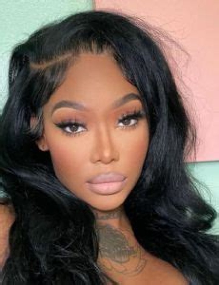 Who is LVRD Pharaoh dating? LVRD Pharaoh girlfriend, wife