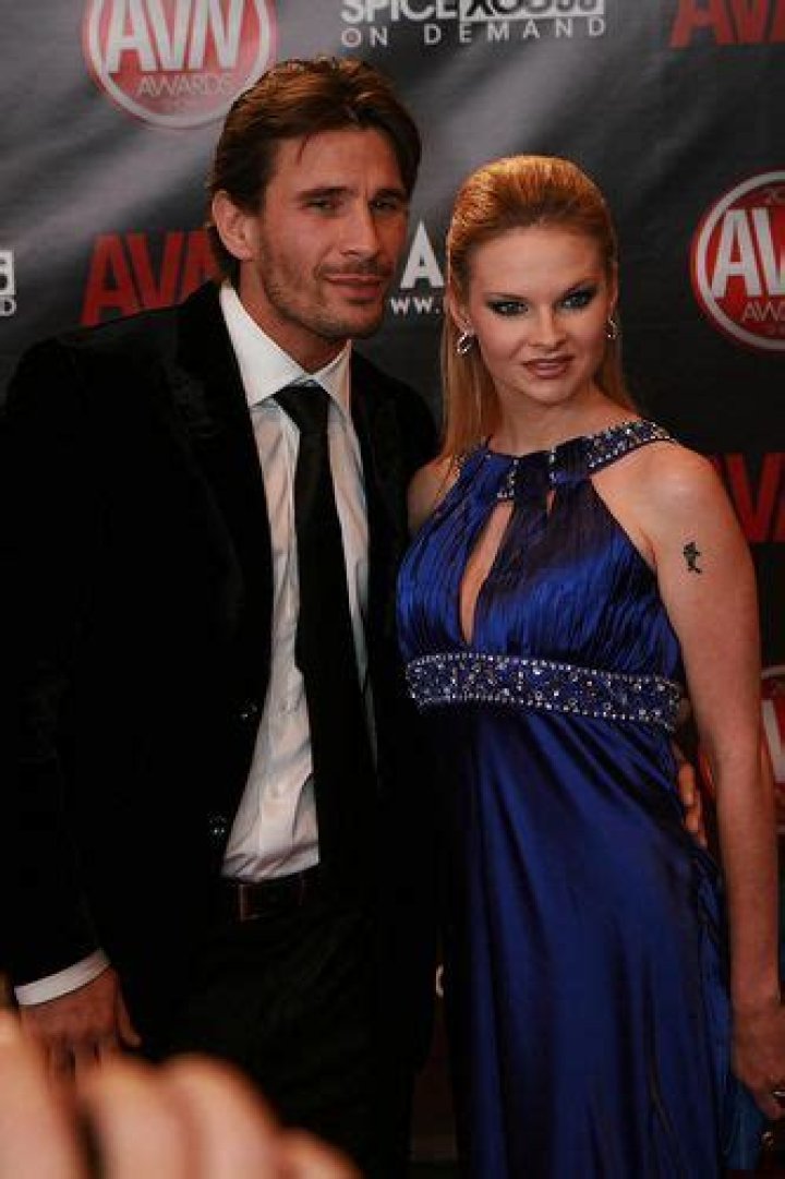 Who is Manuel Ferrara dating? Manuel Ferrara girlfriend, wife