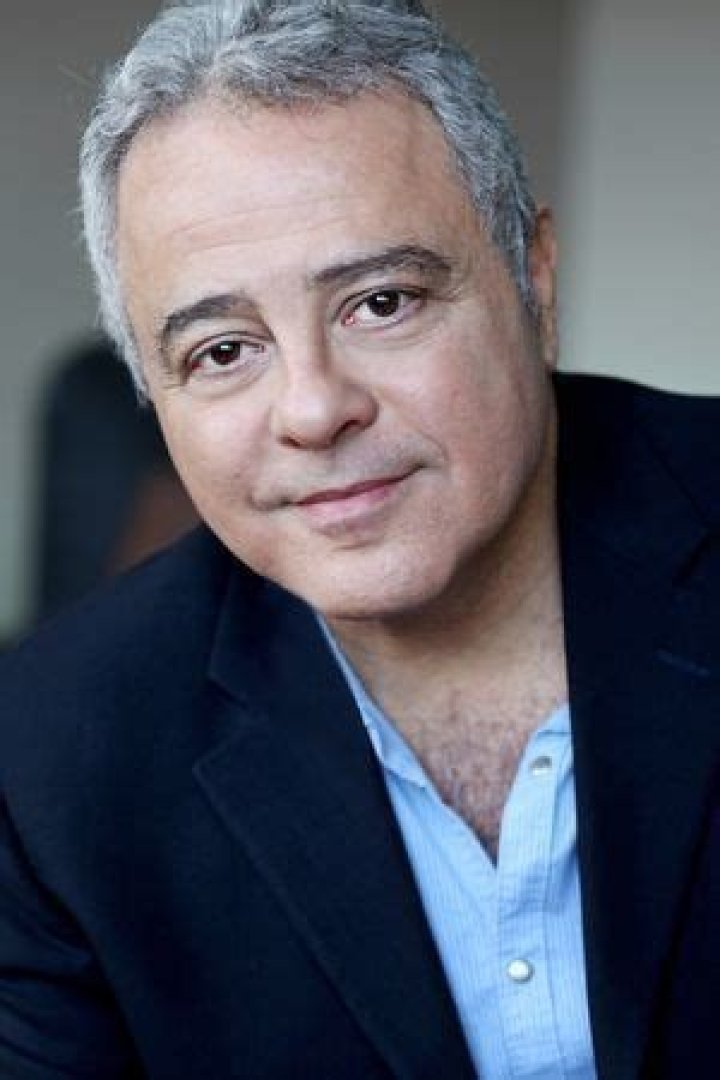 Who is Manuel Tadros dating? Manuel Tadros girlfriend, wife