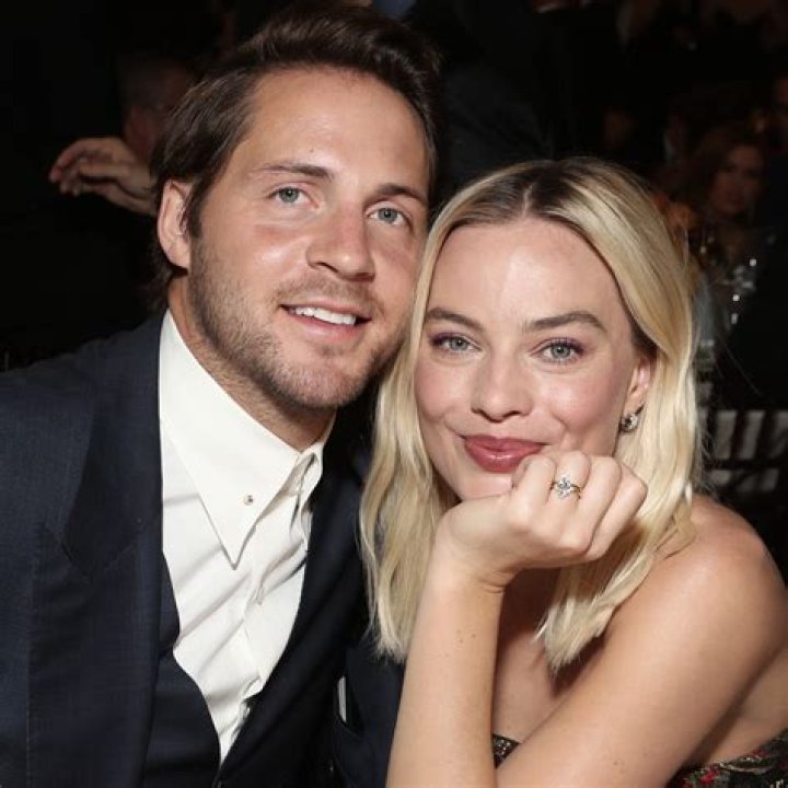 Who is Margot Rose dating? Margot Rose boyfriend, husband