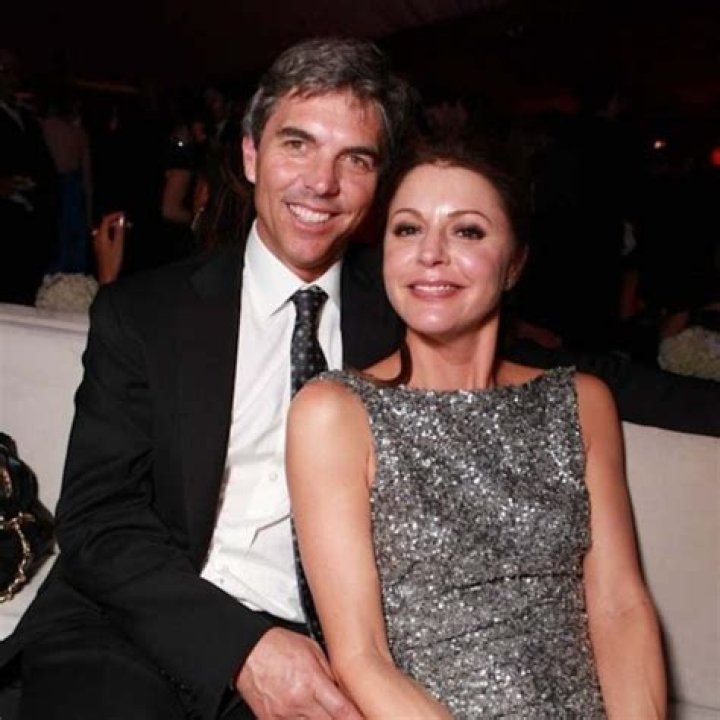Who is Marshall Coben dating? Marshall Coben girlfriend, wife