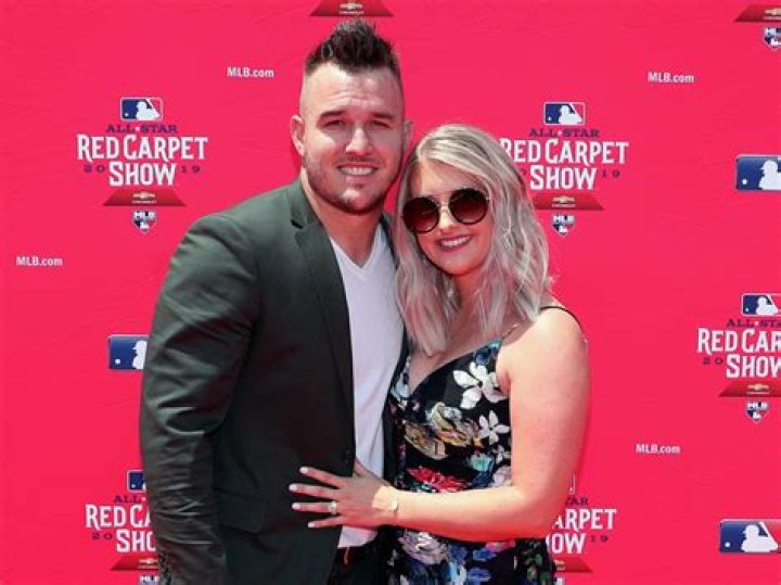 Who is Mike Trout dating? Mike Trout girlfriend, wife