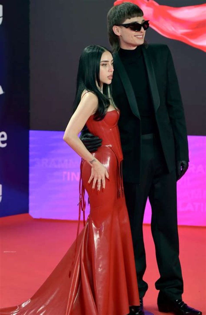Who is Peso Pluma dating? Peso Pluma girlfriend, wife