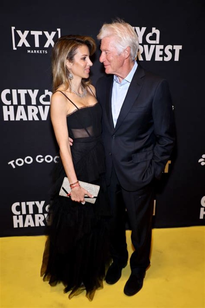 Who is Richard Edward Hull dating? Richard Edward Hull partner, spouse