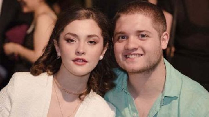 Who is Tomás Kirzner dating? Tomás Kirzner girlfriend, wife