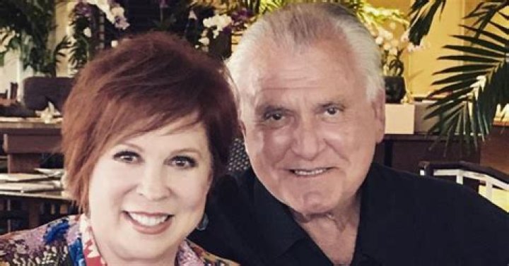 Who is Vicki Lawrence dating? Vicki Lawrence boyfriend, husband