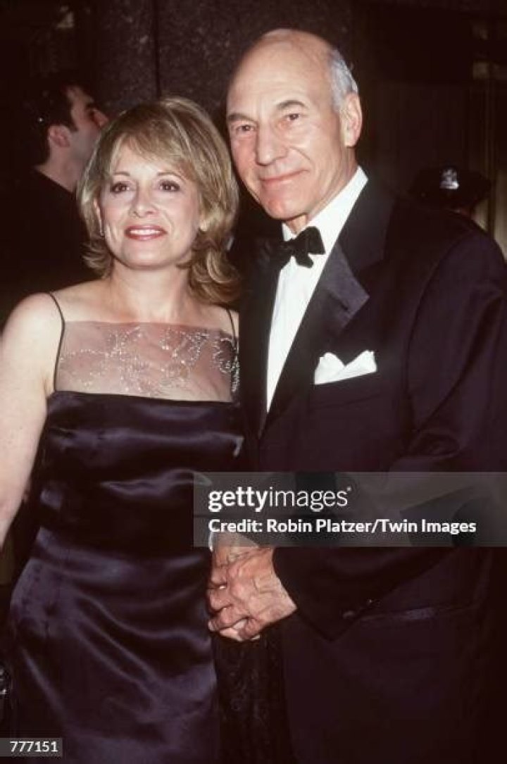 Who is Wendy Neuss dating? Wendy Neuss boyfriend, husband