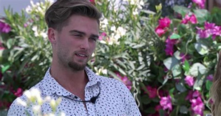  Why did Noah leave Love Island? Rumours behind the star’s exit explained Mon 21 September 2020 13:17 Updated Wed 23 September 2020 12:15 Celine Byford 