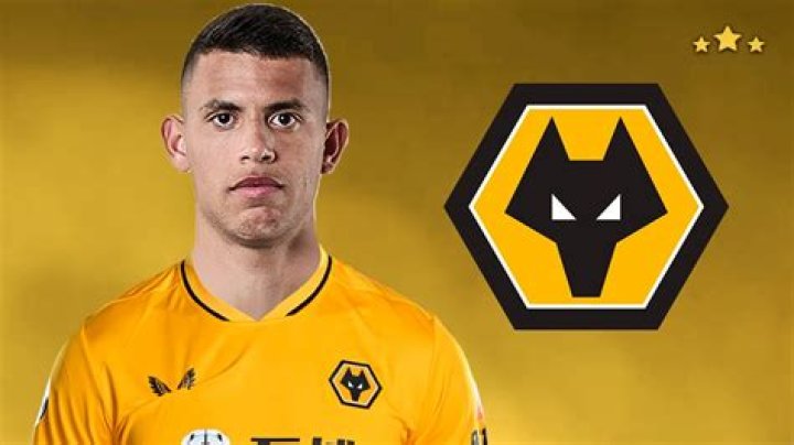 Wolves set club record fee of €50m for Sporting Lisbon midfielder Matheus Nunes