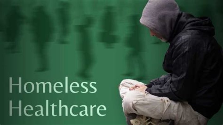 Woman Called 'Gross' For Taking Care For Homeless Man's Cat