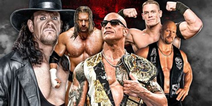 اقتلاع عين أحد مصارعي WWE في مبارة مثيرة للجدل.. شاهد الفيديو المروّع