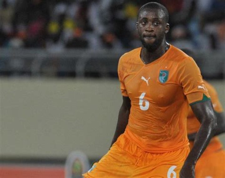 Yaya Touré Height Weight Body Stats