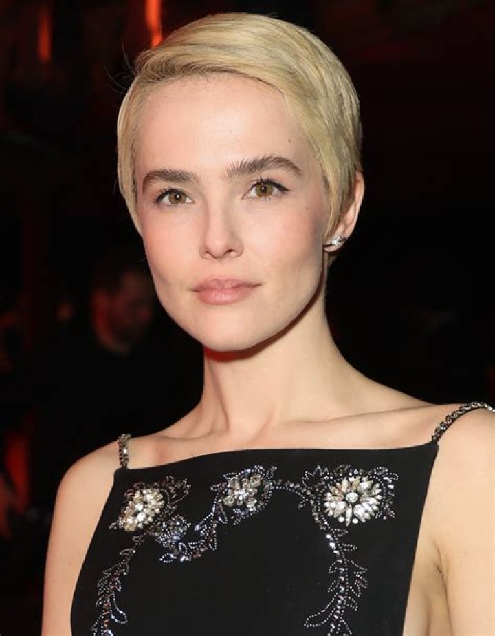 Zoey Deutch Debuts New Blonde Pixie Haircut